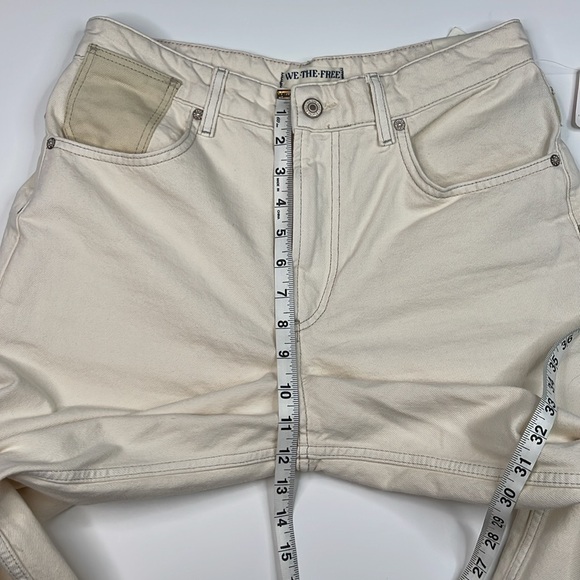 Free People NWT Waterfalls Wide Leg Baggy Jeans Ivory Combo Size 28 - Picture 9 of 14